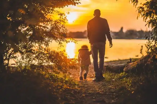image of dad and child - parental alienation East Sussex